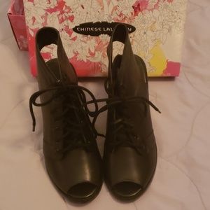 Chinese laundry peep toe tie up booties